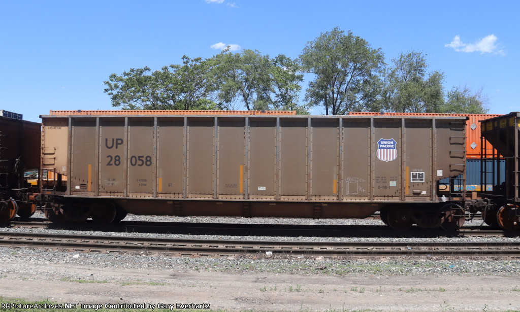 UP 28058 - Union Pacific